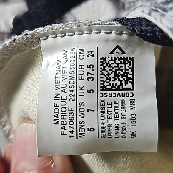 Vintage Converse Chuck Taylor  Shoes Sneakers Men's 5 - Picture 6 of 7